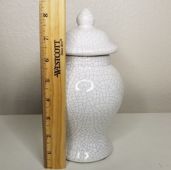 Haeger Ginger Jar Crackle Glaze with Lid 8.25" Tall White Off White - Picture 6 of 9